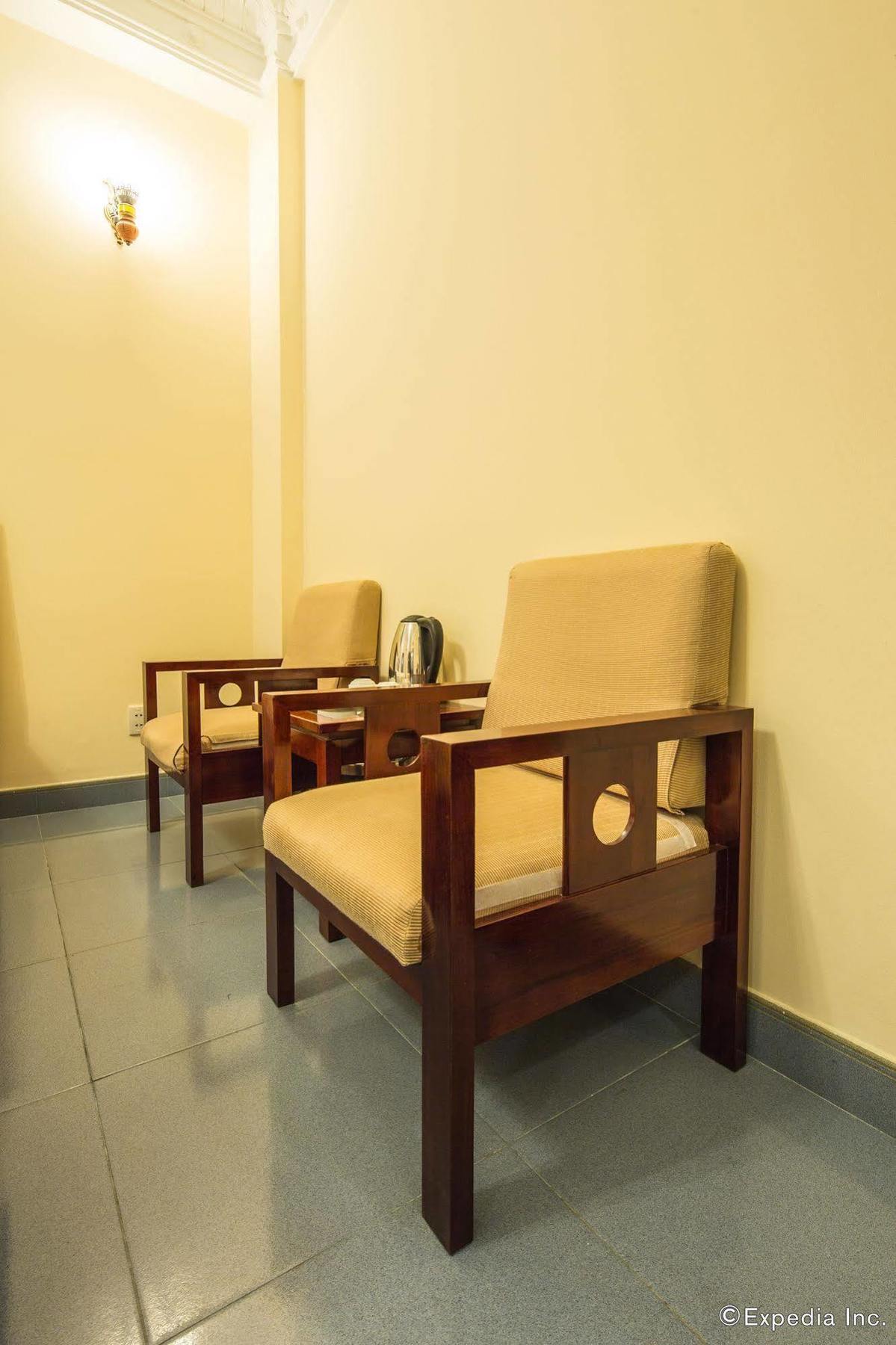 Hotel Bon Ami - Thiên Xuân